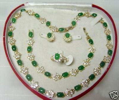 Nobby set emerald jade Necklace Bracelet Ring Earring  