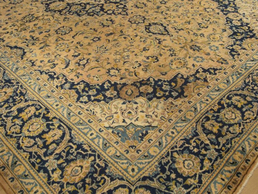 10x13 Handmade Antique Persian Kashan Rug *The Rug is Much Nicer Then 