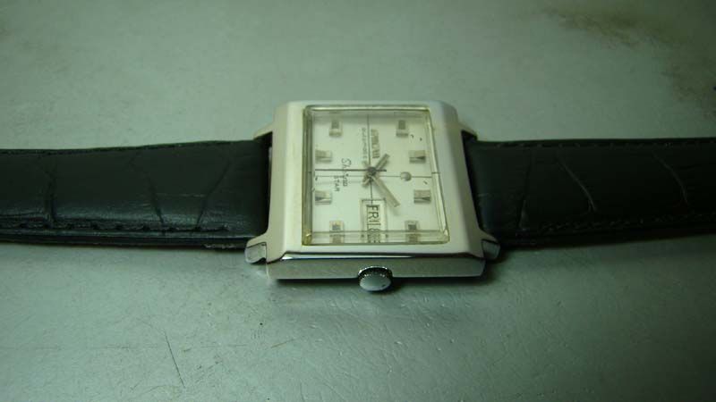 VINTAGE ENICAR SHERPA STAR AUTOMATIC DAY DATE SWISS MENS WATCH OLD 