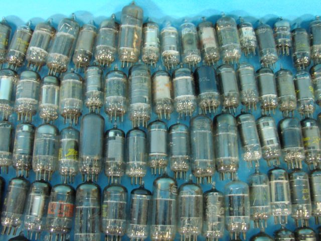 Lot 300 Plus Vacuum Tubes 12AX7 12AT7 12AU7 12BH7 12BY7 12AZ7 12AU6 