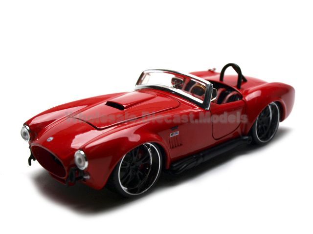 1965 SHELBY COBRA 427 RED 124 DIECAST CAR MODEL  