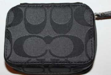 New Coach Signature Applique Triple Pill Case 61032  