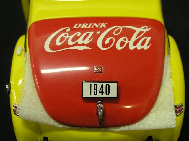   Ford Deluxe Coup Coca Cola Salesmans Car   Danbury Mint 124 Scale