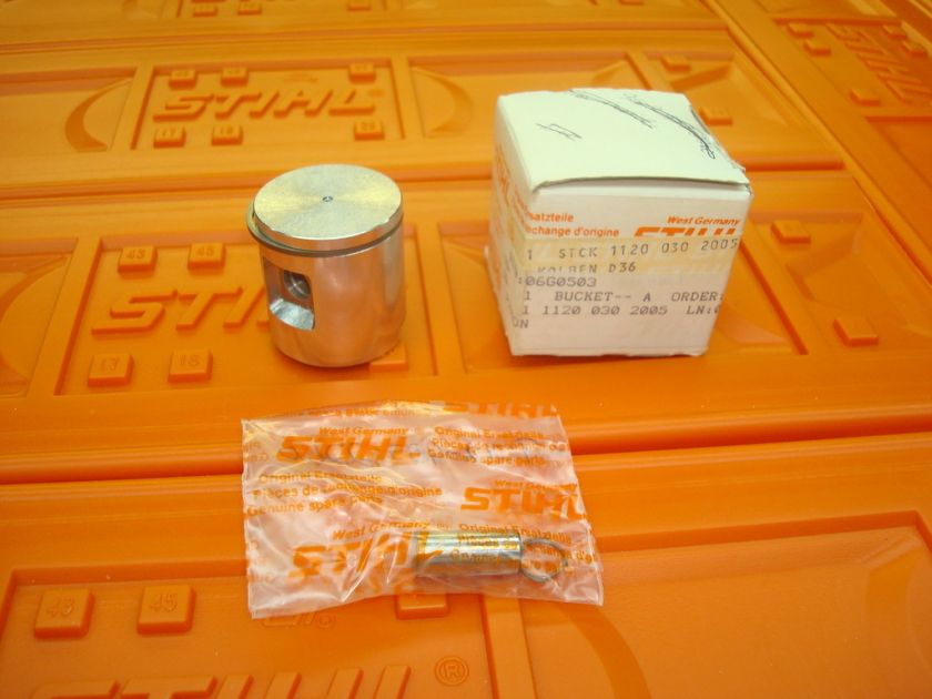 NEW STIHL 009 CHAINSAW 36MM OEM PISTON # 1120 030 2005  