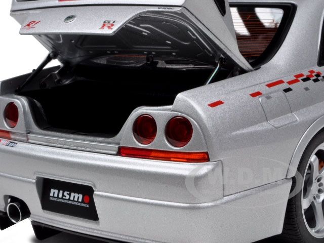   new 1 18 scale diecast model car of nissan skyline gt r r33 r tune