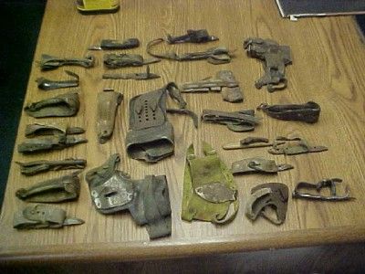 LOT 26 VINTAGE PRIMITIVE HAND CORN SHUCKER HUSKER SHELLER COLLECTION 