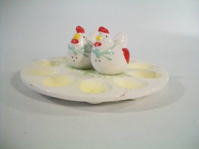 Deviled Egg Tray Chicken Salt & Pepper Shakers 9 Dia  