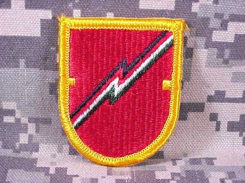 Flash & Oval Set, 1st Field Artillery Detachment  