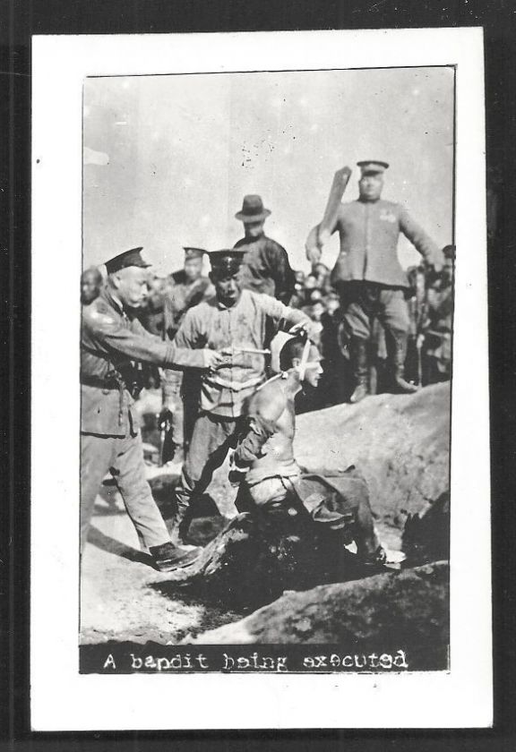 China photo Execution of a Bandit Pistol Gun 30s  