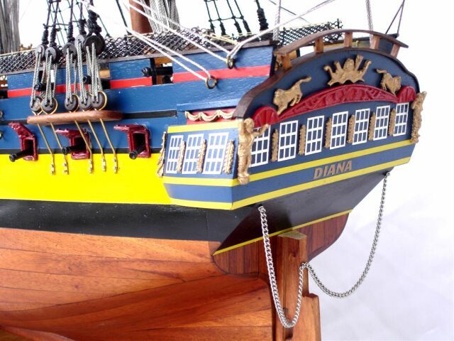 HMS DIANA 32 WOODEN MODEL TALL SHIP REPLICA NEW BOAT  