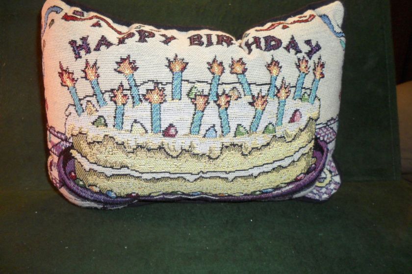 7X11 HAPPY BIRTHDAY PILLOW W/MUSIC CAKE W/CANDLES  