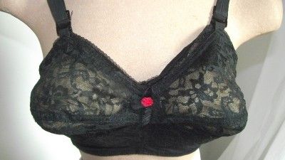 E6) NEW old stock Vintage Pointy bullet Bra BLACK or WHITE LACE+New 