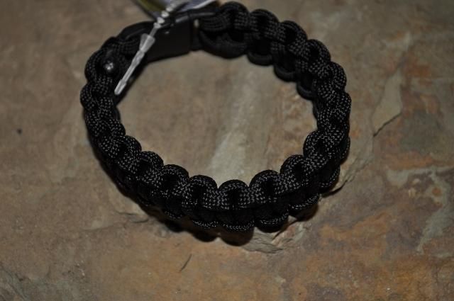 Genuine 550 Pound Test Military Grade Paracord Emergency Bracelet 