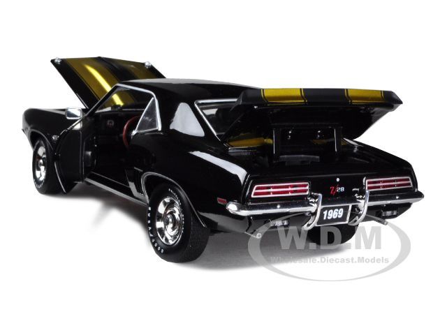 1969 CHEVROLET CAMARO Z/28 RS 100 YEARS ANNIV. 1/24 BY M2 MACHINES 