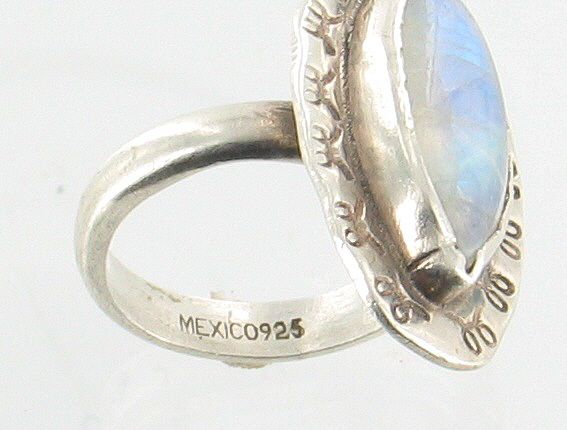 VINTAGE STERLING RAINBOW MOONSTONE GORGEOUS RING SZ 8  