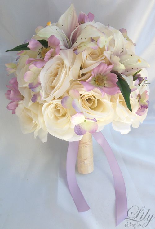 one ivory rose bud accented with an ivory lavender hydrangeas