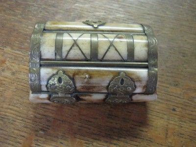 INDIA KEEPSAKES JEWELRY YAK BONE/OX BONE TRINKET BOX  