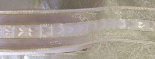 You are bidding on 1 roll of ribbon. The ribbon is 1 1/8 wide and 20 