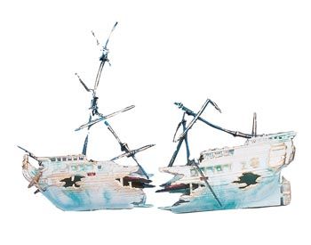 Aquarium Decoration Air Ornament Split Shipwreck 055  