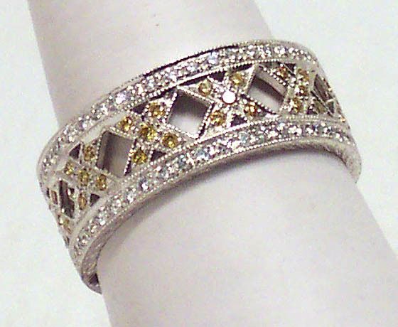 FINE PLATINUM FANCY YELLOW & WHITE DIAMONDS BAND RING  